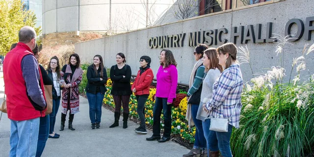 Nashville Food Tour in Downtown - Image 4