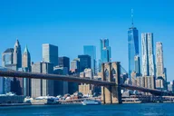 Brooklyn Bridge Walking Tour in DUMBO thumbnail 3