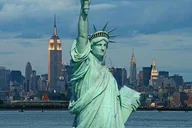 New York Main Attractions Tour by Bus and Subway 8 hr thumbnail 2