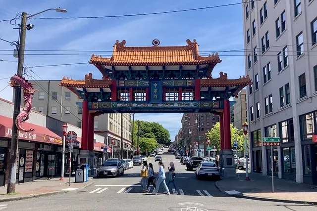 Seattle Walking Tour - Image 1