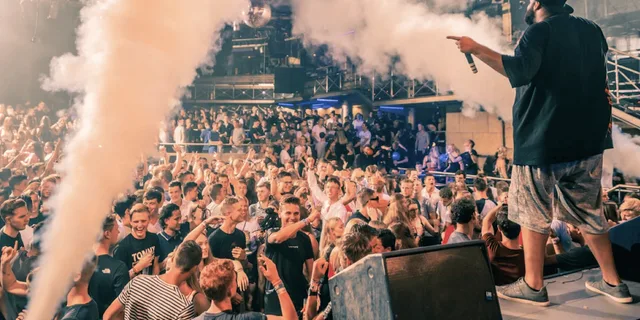 Miami Party Passport with Club and Pool Entries - Image 2