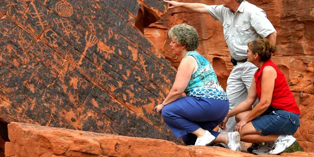 Las Vegas Valley of Fire and Lost City Museum Tour - Image 6