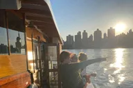 New York Urban Wildlife Sunset Boat Tour thumbnail 1