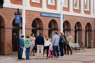 Newport Walking Tour thumbnail 1