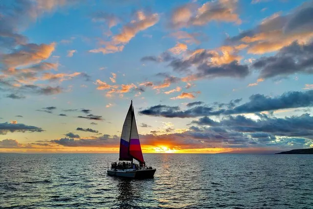 Maui Sailing on a Floating Tiki Bar 2 hr - Image 2