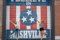 Nashville Shopping and Bar Cart Tour thumbnail 3