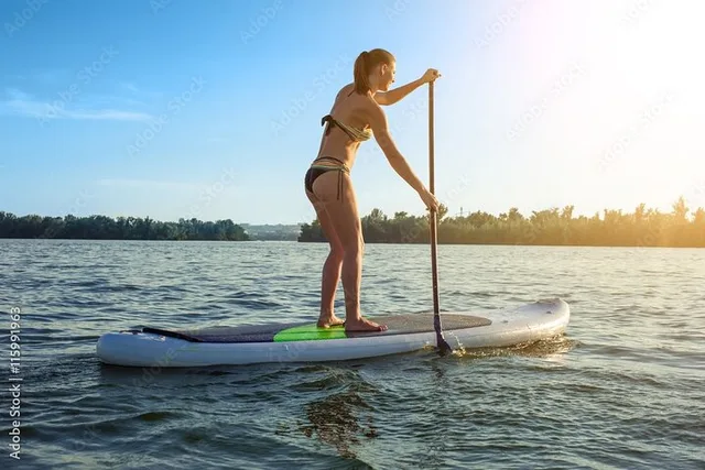 Plymouth Harbor Stand-Up Paddleboard Rental - Image 3