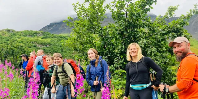 Seward Wilderness Hiking Tour - Image 2
