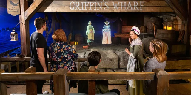 Boston Tea Party Ships and Museum Interactive Tour - Image 3