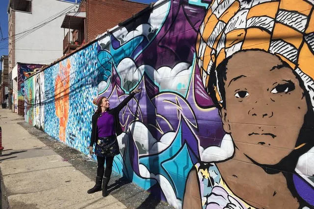 Brooklyn Street Art Graffiti Tour by Foot and Subway - Image 3