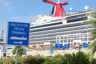 Houston to Galveston SUV Transfer thumbnail 6