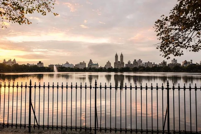 New York Central Park Walking Tour in French - Image 6