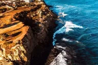 Los Angeles Helicopter Tour: Surf & Turf City thumbnail 2