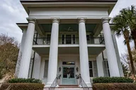 New Orleans Garden District Walking Tour thumbnail 2