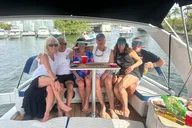 Miami Yacht Rental thumbnail 3