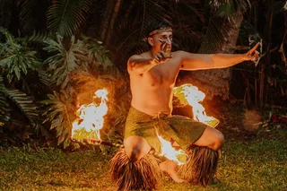 Honolulu Fireknife Experience