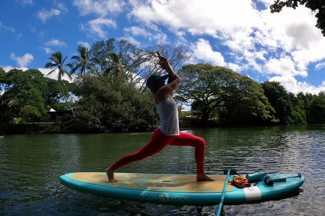 Oahu Stand-Up Paddle Yoga - Image 4