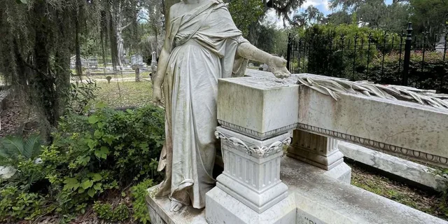 Savannah Bonaventure Cemetery Tour - Image 4