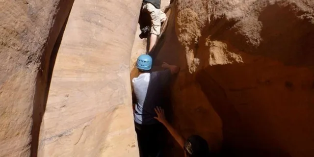 Moab Chamisa Canyon Canyoneering Adventure 5 hr - Image 2