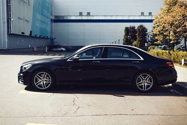 Los Angeles Private Airport Transfer - Image 1