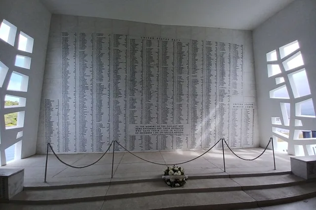 Honolulu Pearl Harbor Multimedia and VR Tour - Image 6