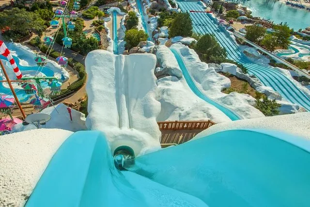 Orlando Disney World Admission with Water Park Option - Image 6