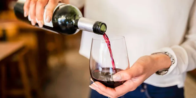 Santa Barbara Wine and Chocolate Walking Tour - Image 4