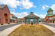 Gettysburg Outlet Shopping Tour from Baltimore thumbnail 1