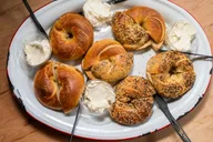 Seattle Street Food Walking Tour in South Lake Union thumbnail 1