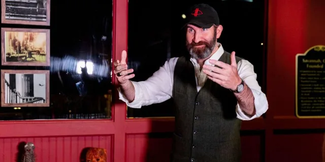 Savannah Ghost Tour with Paranormal Museum Access - Image 2