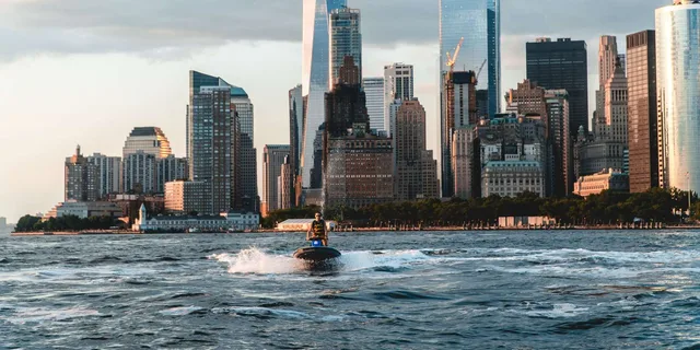Jersey City Jet Ski Tour of Manhattan - Image 2