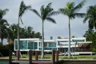 Miami City Bus Tour with Downtown Pickup thumbnail 5