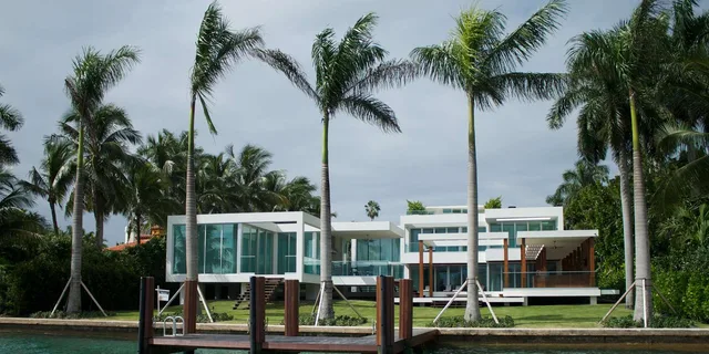 Miami City Bus Tour with Downtown Pickup - Image 5