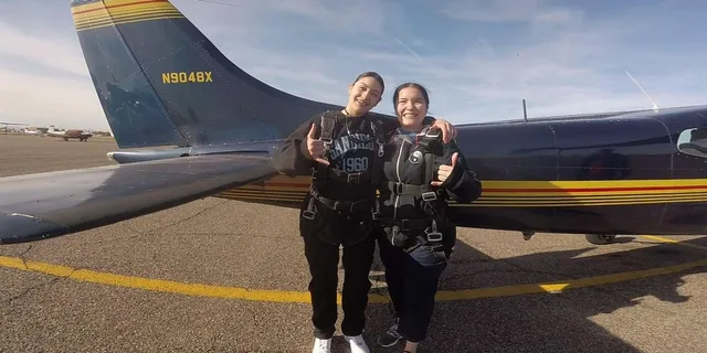 Phoenix Tandem Skydiving Experience - Image 4