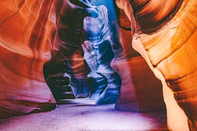 Las Vegas Antelope Canyon and Bryce Yellowstone Tour 8 Days - Image 4