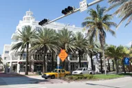 Miami City and Boat Tour thumbnail 4