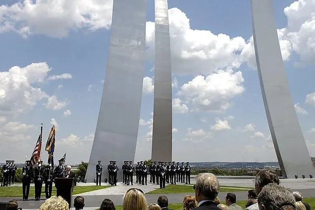 Washington D.C. Military Tribute Tour 4 hr - Image 4