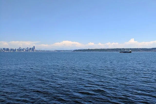 Bainbridge Island Wine and History Tour - Image 1