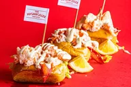 Portland Lobster Roll Walking Food Tour thumbnail 2