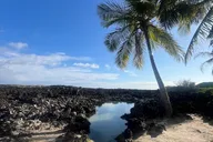 Kailua-Kona Hike and Swim with Native Hawaiian thumbnail 4