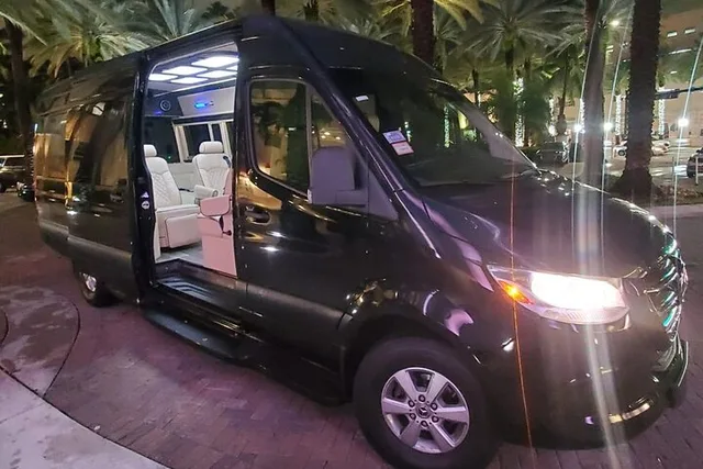 Miami Airport Private Transfer - Image 5