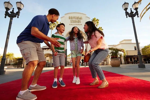 Los Angeles Universal Studios and Hop-On Hop-Off Tour - Image 2