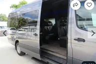 Miami Limo Tour thumbnail 6