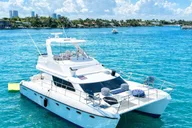 Miami Catamaran Tour 60ft thumbnail 4