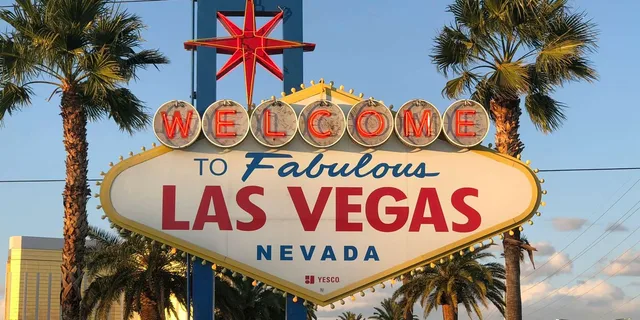 Las Vegas Grand Canyon Day Tour - Image 4