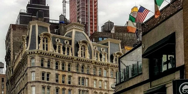 New York City Gilded Age Walking Tour - Image 1
