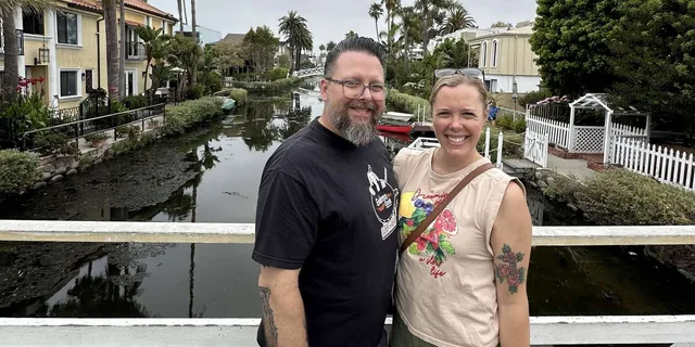 Venice Beach Walking Tour of the Canals - Image 3