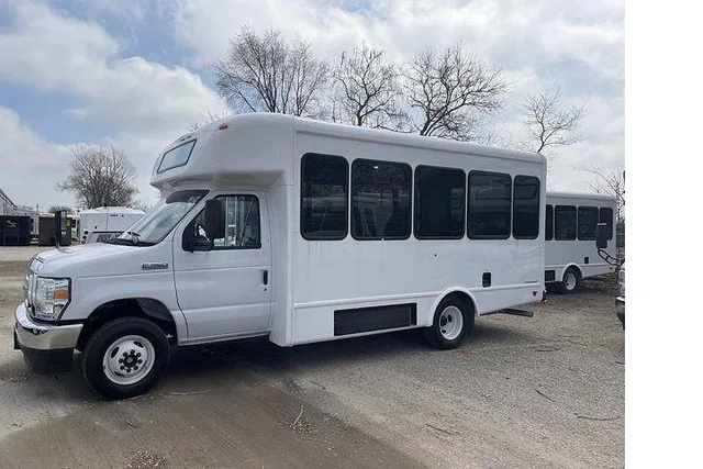 Houston Shuttle Transfer - Image 2