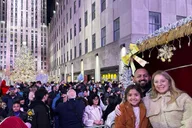 New York City Christmas Lights Horse Carriage Ride thumbnail 5