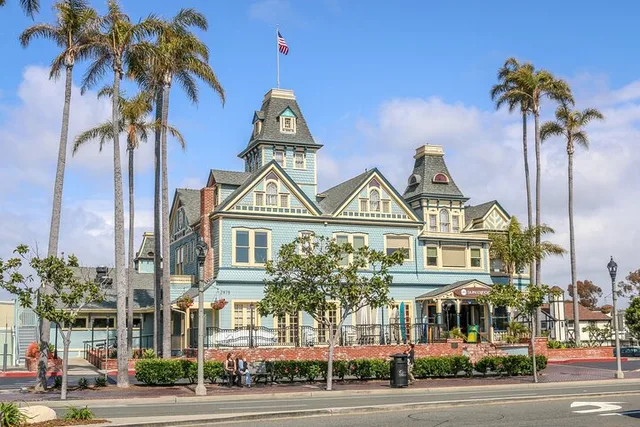Carlsbad Seaside Village Private Tour from Los Angeles - Image 1